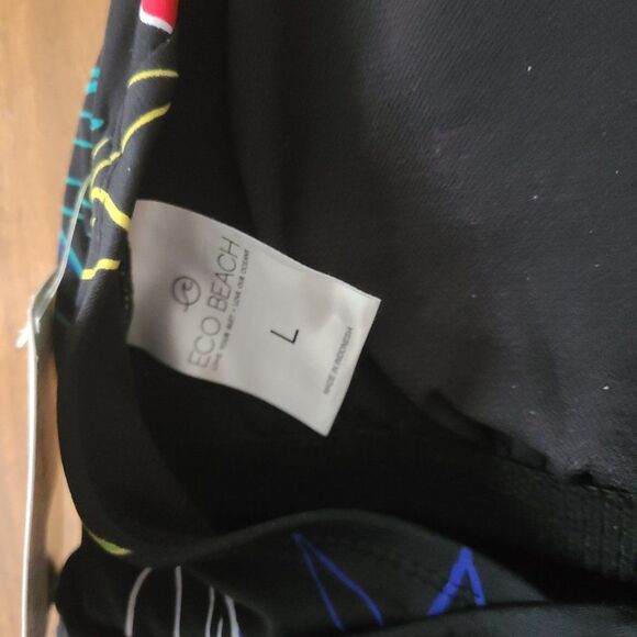 Eco Beach Women's High Neck One-Piece Swimsuit Color Black/Multi Size Large NWT - Picture 7 of 16